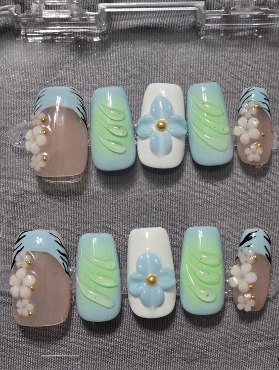 Handmade Other - Pastel Blue & Green Floral Press-On Nail Set